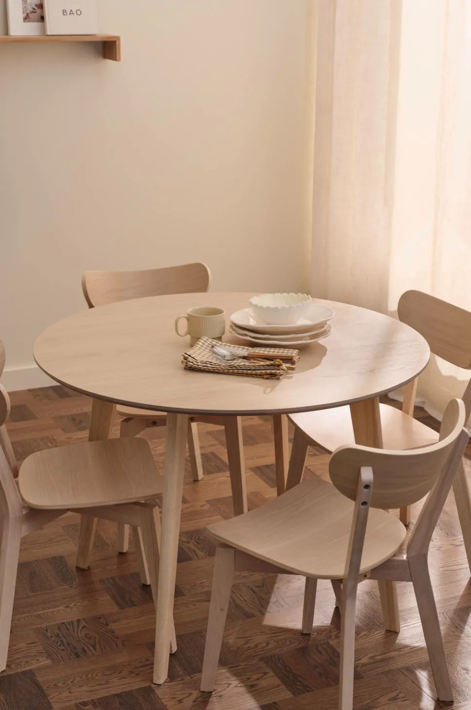 Ellos Home Spisegruppe Ridney med 1 bord + 4 stole