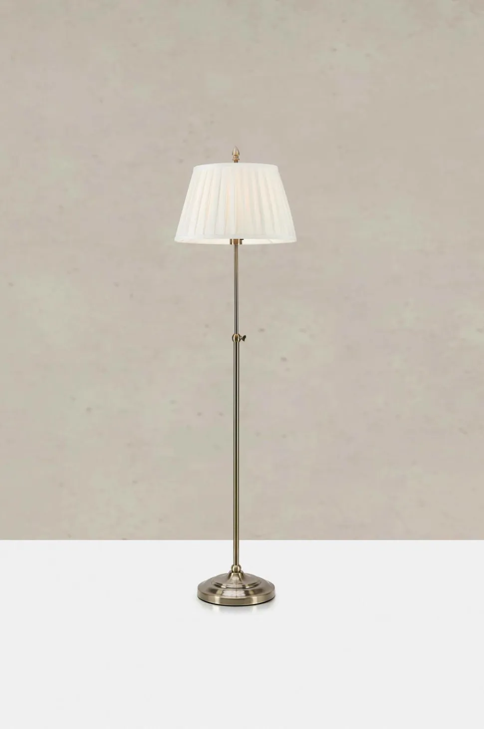 Markslöjd Gulvlampe Oxford