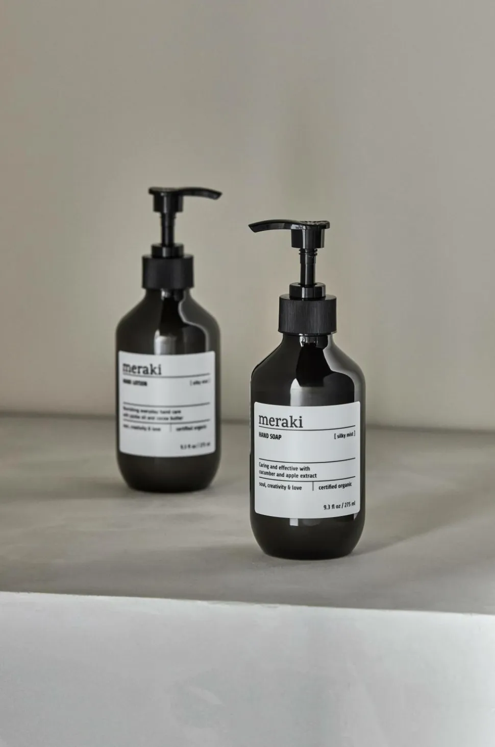 Meraki Giftbox Silky Mist Simple Hand Care 275 Ml