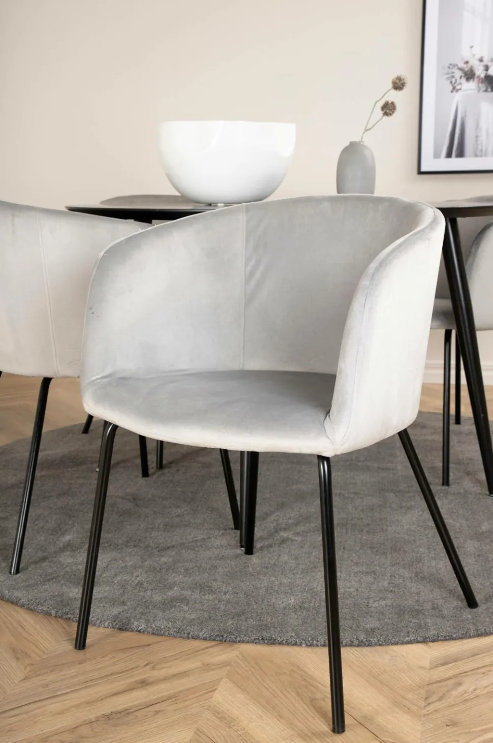 Venture Home Spisegruppe Dipp med 4 spisebordsstole Berit