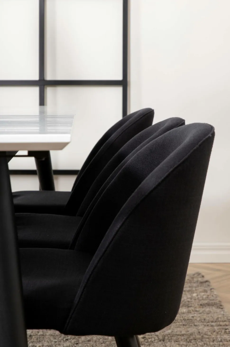 Venture Home Spisegruppe Jimmy med 6 spisebordsstole Velvet