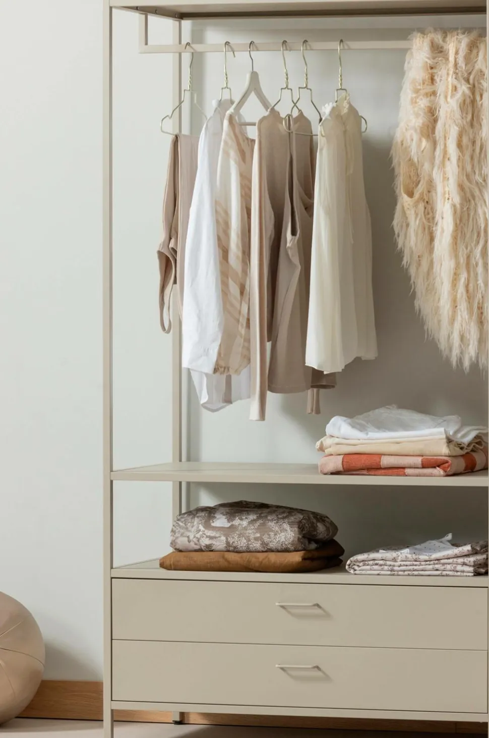 WOOOD Ferris Åben garderobe