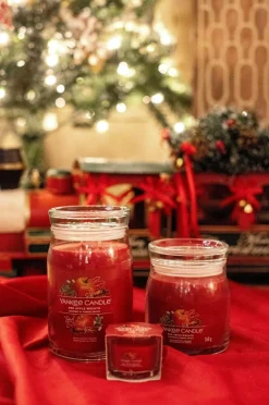 Yankee Candle Signature Red Apple Wreath